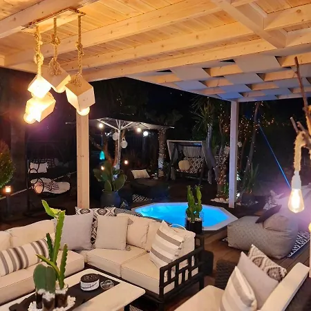 Gala Villa *